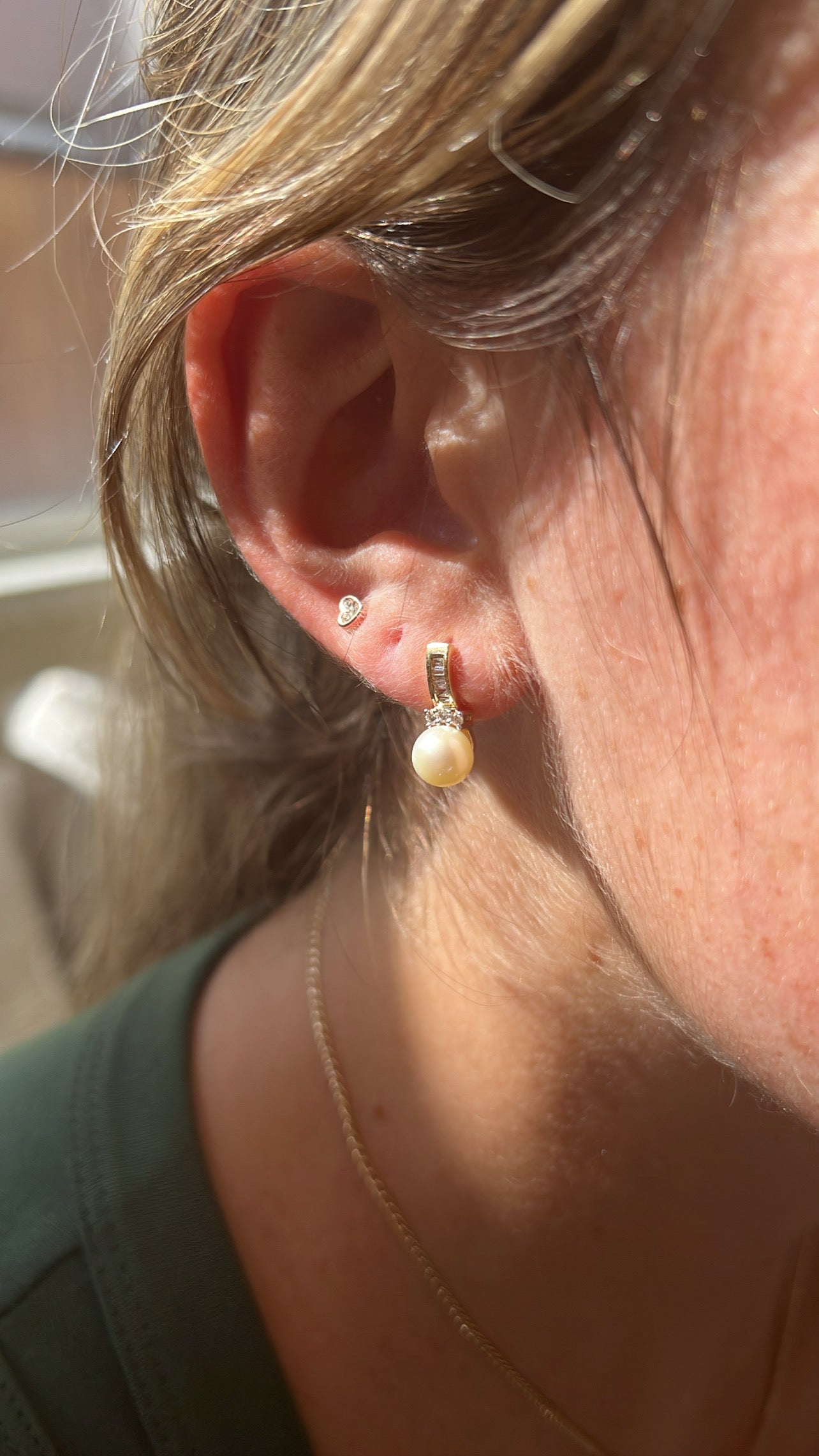 Diamond & Pearl Earrings