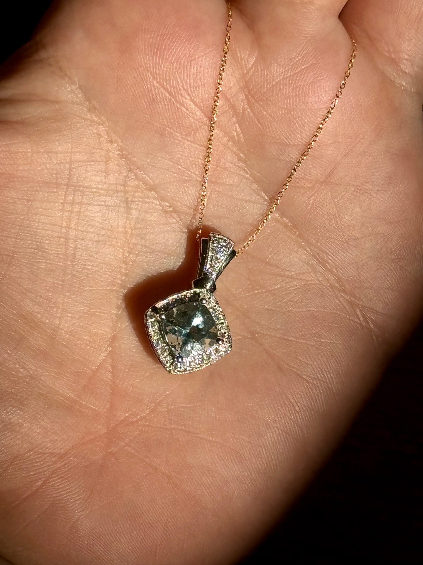 Dreamy Estate Aquamarine Pendant